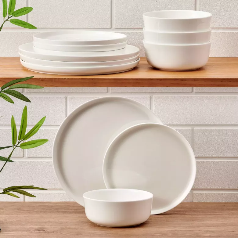 Mikasa Alyssa 40-piece Bone China Dinnerware Set